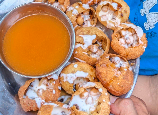 Liaquatabad K Gol Gappay